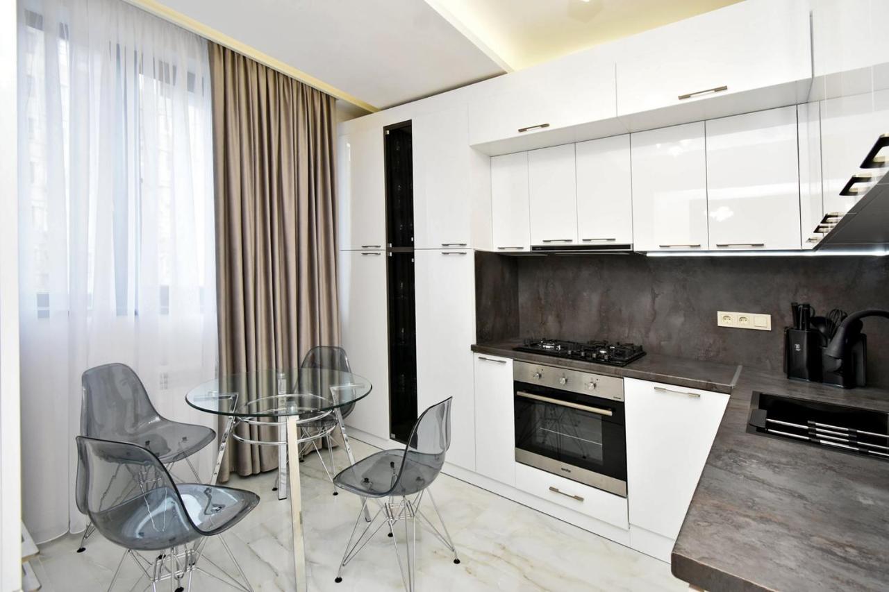 Apart House In Centr Koghbaci Strit Єреван Екстер'єр фото