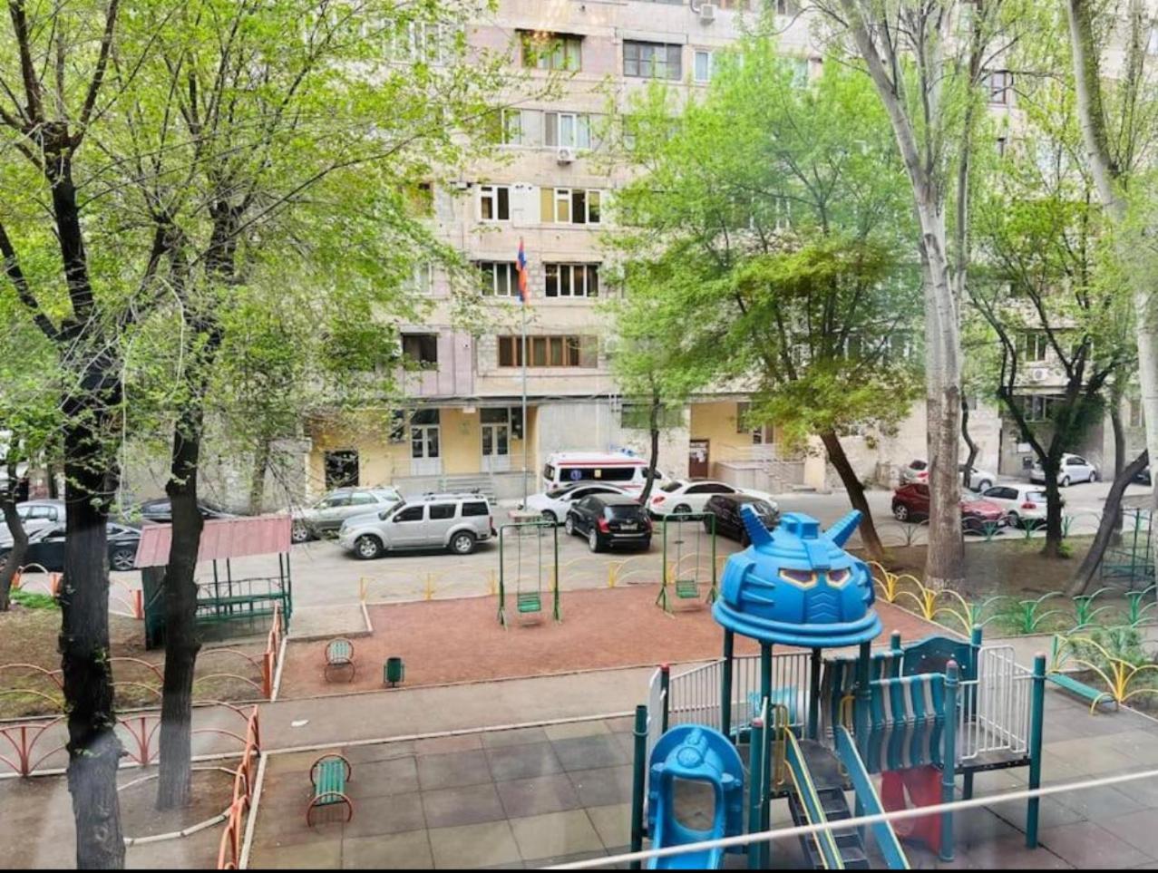 Apart House In Centr Koghbaci Strit Єреван Екстер'єр фото